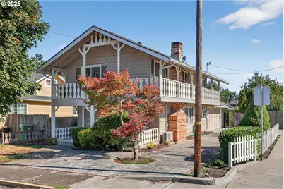 840 S 1st St, Cottage Grove, OR 97424 - Photo 3