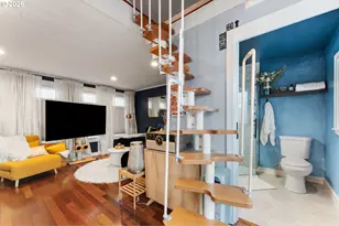 1054 NE Faloma Rd, Portland, OR 97211 - Photo 17