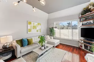 1054 NE Faloma Rd, Portland, OR 97211 - Photo 25