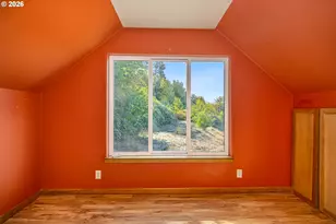 747 Holbrook Ln, Creswell, OR 97426 - Photo 21