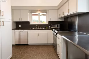 2575 Chula Vista Blvd, Eugene, OR 97403 - Photo 17