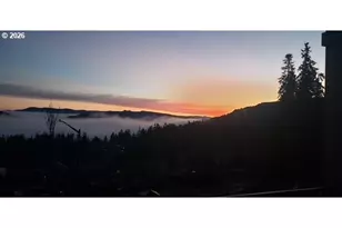 962 S 66th Pl, Springfield, OR 97478 - Photo 3