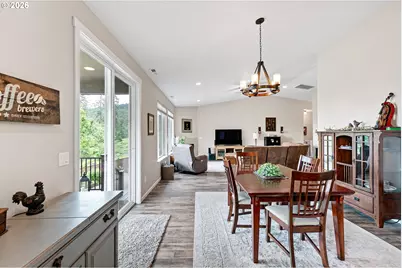 962 S 66th Pl, Springfield, OR 97478 - Photo 15