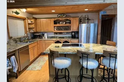 71810 Northshore Dr, Birkenfeld, OR 97016 - Photo 9