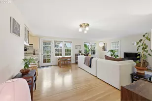 3136 NE Couch St, Portland, OR 97232 - Photo 23