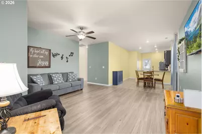 1408 W 16th Ave, La Center, WA 98629 - Photo 5