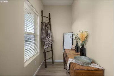 1408 W 16th Ave, La Center, WA 98629 - Photo 3