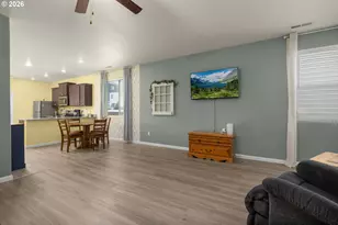 1408 W 16th Ave, La Center, WA 98629 - Photo 7