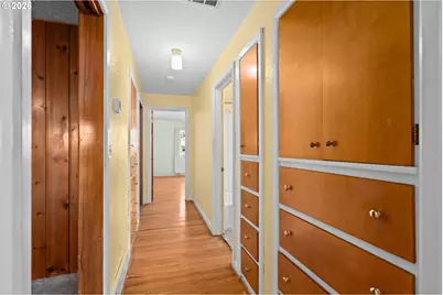 1460 Evergreen Ave, Salem, OR 97301 - Photo 19
