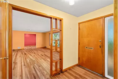 1460 Evergreen Ave, Salem, OR 97301 - Photo 5