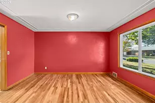 1460 Evergreen Ave, Salem, OR 97301 - Photo 9