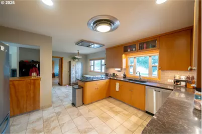 455 W High St, Stayton, OR 97383 - Photo 9