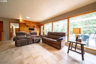455 W High St, Stayton, OR 97383 - Photo 5