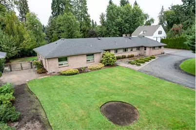 455 W High St, Stayton, OR 97383 - Photo 1
