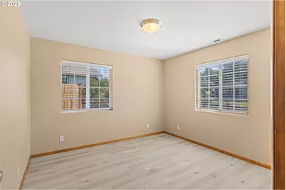 869 N Collier St, Coquille, OR 97423 - Photo 19