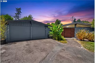 826 Delmar Pl, Eugene, OR 97401 - Photo 1