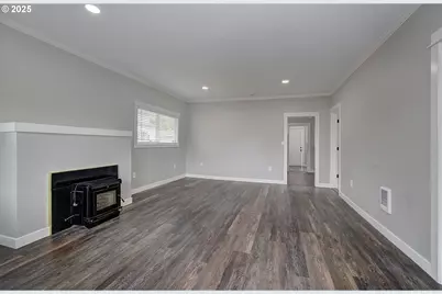 804 S 6th Ave, Kelso, WA 98626 - Photo 9