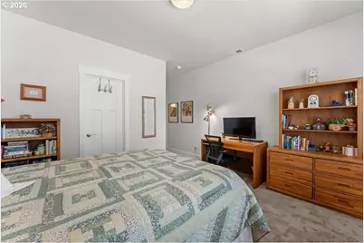 229 NE 17th Ave, Canby, OR 97013 - Photo 15