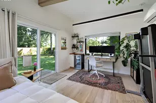 1112 NE 113th Ave, Portland, OR 97220 - Photo 23
