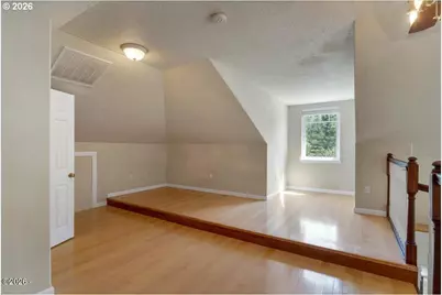 1331 SE Maple St, Toledo, OR 97391 - Photo 27