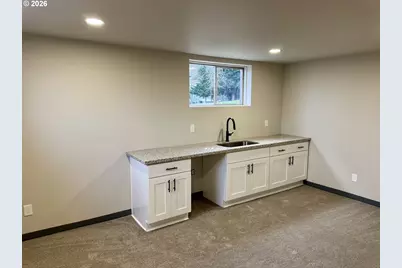 635 NE Dallas St, Camas, WA 98607 - Photo 31