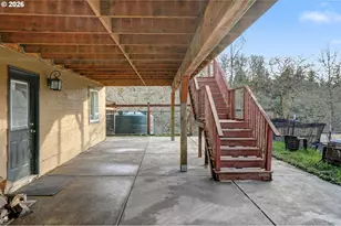 33781 Mt Tom Dr, Harrisburg, OR 97446 - Photo 37