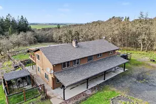 33781 Mt Tom Dr, Harrisburg, OR 97446 - Photo 3