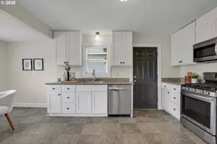 2691 Lancaster St, West Linn, OR 97068 - Photo 15