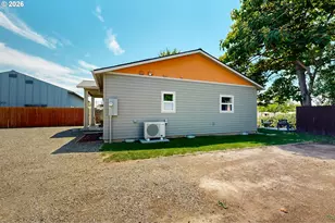 905 Cowl St, Milton-Freewater, OR 97862 - Photo 37