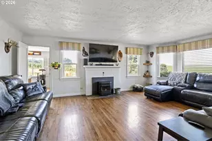 11523 Summit Loop, Turner, OR 97392 - Photo 9
