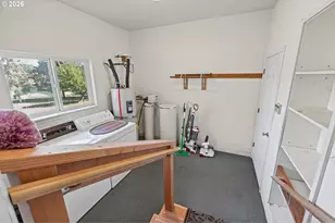 32190 Lynx Hollow Rd, Creswell, OR 97426 - Photo 25