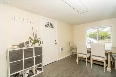 1620 9th St, Springfield, OR 97477 - Photo 29