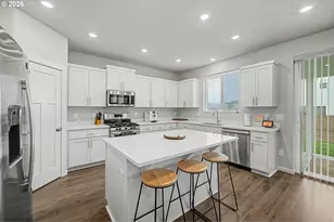 2753 NW Shadden Dr, McMinnville, OR 97128 - Photo 9