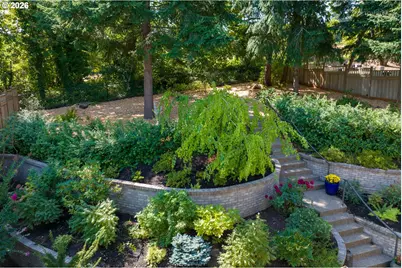 1214 SW Ophelia St, Portland, OR 97219 - Photo 37