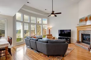 2130 Alpine Dr, West Linn, OR 97068 - Photo 9