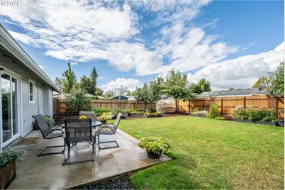 3316 Redwood Dr, Springfield, OR 97478 - Photo 31