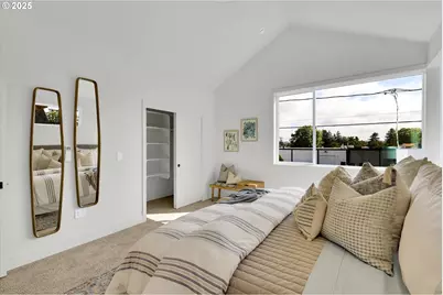 5769 S Kelly Ave, Portland, OR 97239 - Photo 25