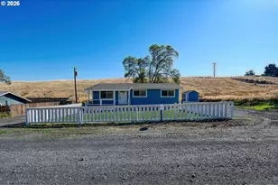70959 SW Douglas Dr, Pendleton, OR 97801 - Photo 1