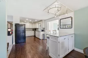 2501 Stratford St, Eugene, OR 97404 - Photo 9
