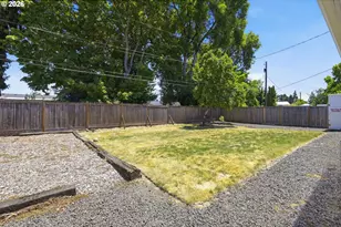 2501 Stratford St, Eugene, OR 97404 - Photo 39