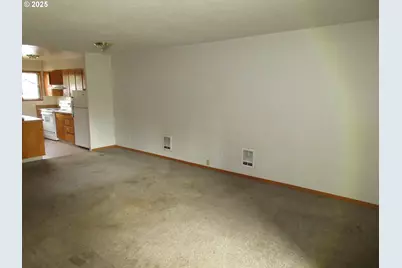 1308 NE Hogan Dr #166, Gresham, OR 97030 - Photo 3