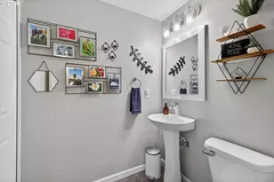 10797 SW Canterbury Ln, Portland, OR 97224 - Photo 15