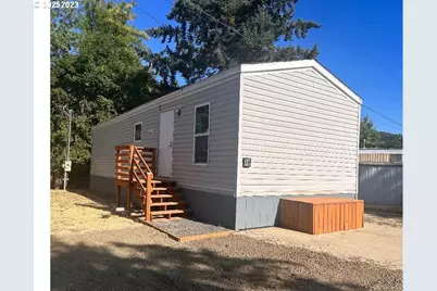 5000 NE Stephens St #39, Roseburg, OR 97470 - Photo 1