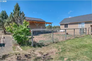 60900 Jennings Rd, Bend, OR 97702 - Photo 29