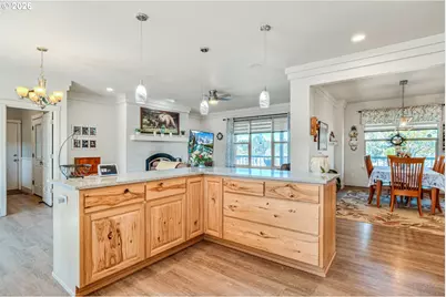 60900 Jennings Rd, Bend, OR 97702 - Photo 11