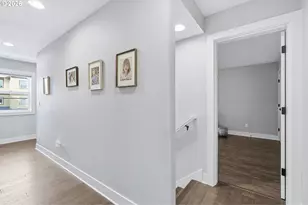 1302 SE Marion St, Portland, OR 97202 - Photo 17