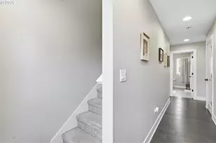 1302 SE Marion St, Portland, OR 97202 - Photo 31