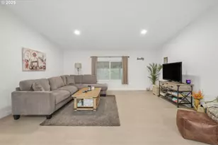 18780 Central Point Rd, Oregon City, OR 97045 - Photo 3