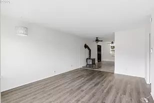 3055 SE 115th Ave, Portland, OR 97266 - Photo 5