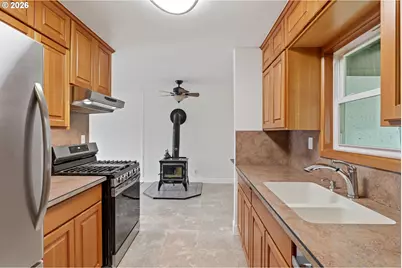 3055 SE 115th Ave, Portland, OR 97266 - Photo 9